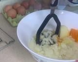 Foto del paso 1 de la receta: Albóndigas de papa y zanahoria