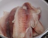 Foto do passo 1 de Filé de Peixe na Manteiga com Champignon e Alcaparras