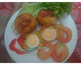 A picture of step 5 of Plantain Scotch egg.