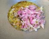A picture of step 3 of Bhindi/Okra Gravy Masala.