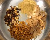 A picture of step 2 of Sukhi Bhel.