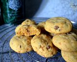 Une image de l'étape 6 de Cookies Beurre de Cacahuète et Pralin.