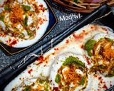 A picture of step 7 of Dahi Bhalla Chaat.