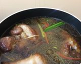 Hình bước làm 2 của món Chân giò hầm kẹp bánh bao