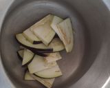 A picture of step 2 of Brinjal fry.