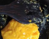 A picture of step 4 of Mango Panna Cota.