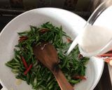 Foto langkah ke 2 dari resep Lodeh kacang panjang.