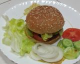 A picture of step 7 of Classic homemade beetroot burger recipe.