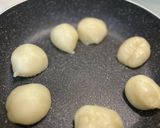Hình bước làm 2 của món Mochi Cốm Dừa