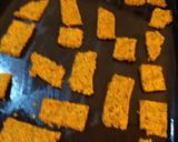Foto del paso 4 de la receta: Crackers de harina de garbanzos y condimentos