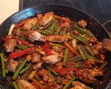 Foto del paso 4 de la receta: Arroz con pollo, costilla y verdura