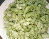 Foto langkah ke 1 dari resep Oseng Buncis Tuna.
