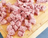 Une image de l'étape 2 de Salade de Corned de beef froide.