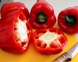 Foto del paso 1 de la receta: ¡Pimientos rellenos con atún, huevo y queso!