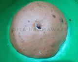 Foto langkah ke 5 dari resep Roti Kurma Aroma Coklat.