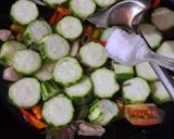 Foto langkah ke 5 dari resep Sayur Oyong Soun Bakso (179).