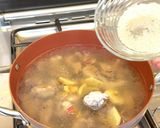 Foto langkah ke 3 dari resep Sop Ayam Kampung.