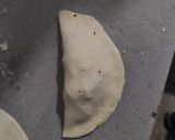 Foto del paso 8 de la receta: Empanadas de panchos, panceta y queso