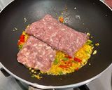 รูปขั้นตอนการทำที่ 2 ของ หมูสับผัดปลาเค็ม