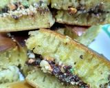 Foto langkah ke 9 dari resep Martabak Manis Teflon.