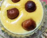 A picture of step 5 of Custard With Gulab jamun.