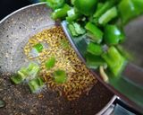 हरी मिर्च की लौंजी (Hari mirch launji Recipe in Hindi) रेसिपी चरण 2 फोटो