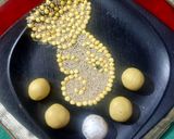 A picture of step 4 of ROSTED CHANA DAL & SESAME SEED LADDU.