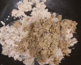 A picture of step 2 of چکن چیز سموسہ.