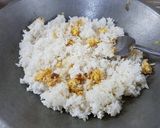 Foto langkah ke 5 dari resep Nasi Goreng ala Moy.
