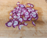 Foto del paso 2 de la receta: Ensalada de espinacas y garbanzos