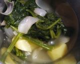 A picture of step 2 of Spinach soup.