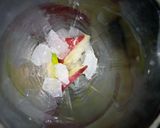 A picture of step 2 of Mocktail.