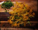Foto del paso 1 de la receta: Quesadillas de Flor De Calabaza