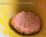 Une image de l'étape 1 de Cookie géant aux pépites de chocolat.