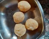 A picture of step 3 of Cheese aloo bonda /cheese potato bonda.