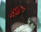Foto langkah ke 3 dari resep Pasta Cumi Agli e Lio.