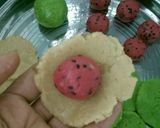 A picture of step 7 of Watermelon cashew sweet.