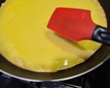 Foto langkah ke 4 dari resep Pie Susu Teflon 1 Telur.