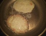 Foto del paso 2 de la receta: Tortitas de arroz en salsa de tomate