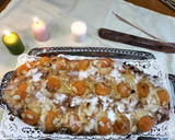 Foto del paso 21 de la receta: Coca de San Juan con albaricoques y almendras