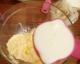 A picture of step 2 of Custard And Oreo Cup Dessert.