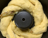 Foto del paso 6 de la receta: Rosca de Pascuas Rellena