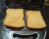 A picture of step 3 of Malai toast.