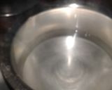 A picture of step 2 of Rice flour paratha.