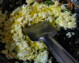 A picture of step 2 of Fried rice.