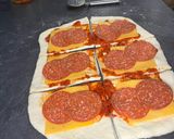 Une image de l'étape 2 de Pizza bread.
