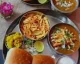 A picture of step 7 of Misal Pav.