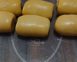 Foto langkah ke 8 dari resep Bolen Isi Tape.