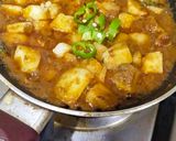 A picture of step 3 of Aloo ki khatti methi chaat.