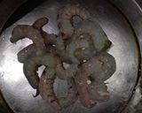 आगरी कोलंबी फ्राय (kolambi fry recipe in marathi) रेसिपी स्टेप 1 फोटो 